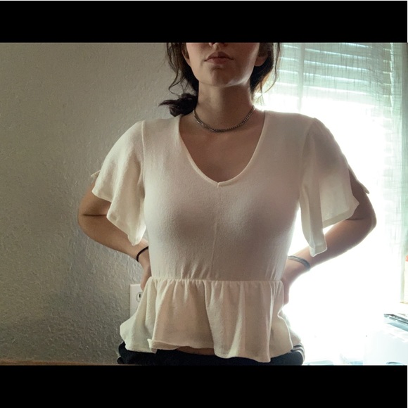 fitted white blouse-ruffed sleeves and bottom - Picture 2 of 3
